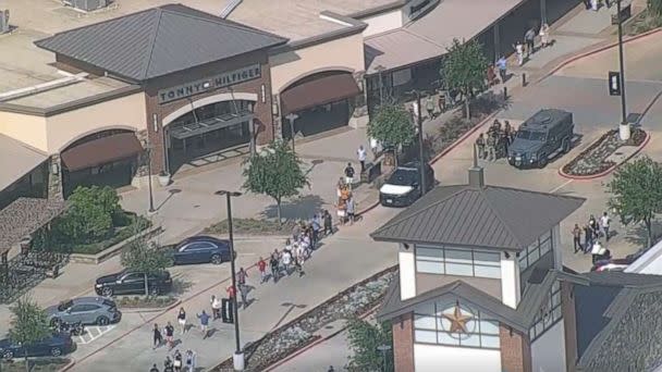PHOTO: Shoppers are evacuated from the Allen Premium Outlets in Allen, Texas, May 6, 2023. (WFAA)
