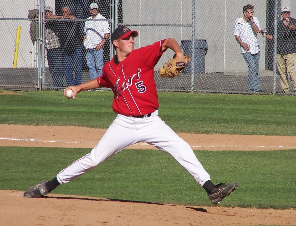 Hart pitcher Trevor Bauer delivers during a game against Westlake on May 15, 2008.