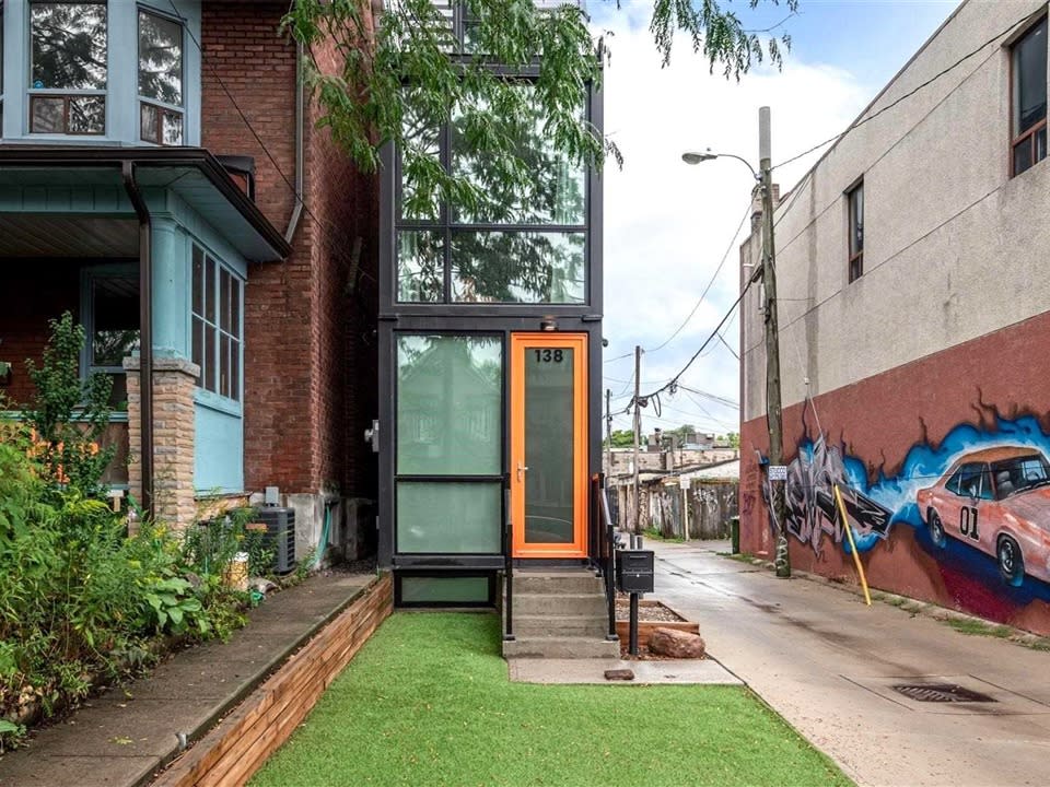 <p>The home is listed for $1.95 million, a price that Trudel acknowledges is steep, even for the Toronto market. Toronto home sales fell 41.1 per cent annually in June, although prices jumped 5.3 per cent, with the average price hitting $1.15 million, according to the Toronto Regional Real Estate Board (TRREB). (Realtor.ca)</p> 