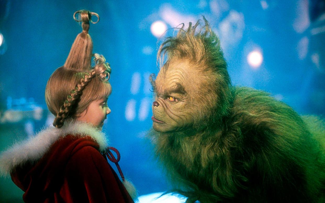 Jim Carey and Taylor Momsen in How The Grinch Stole Christmas - Film Stills