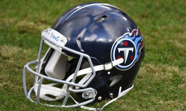 tennessee titans helmet 2022