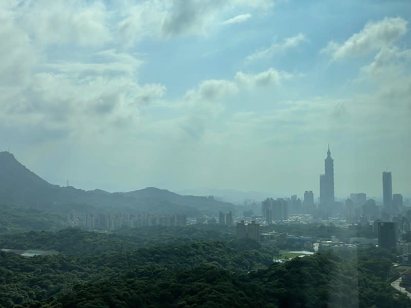 台北六福萬怡酒店｜防疫旅館初體驗