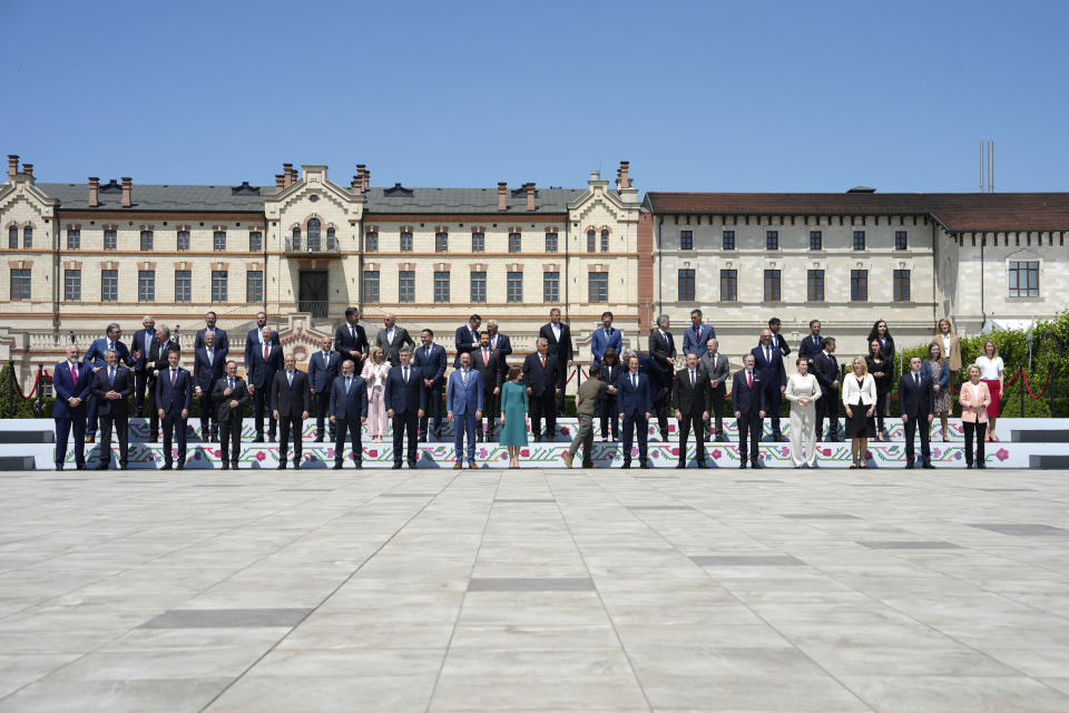 Leaders pose for a group photo during the European Political Community Summit at the Mimi Castle in Bulboaca, Moldova, Thursday, June 1, 2023. Leaders are meeting in Moldova Thursday for a summit aiming to show a united front in the face of Russia's war in Ukraine and underscore support for the Eastern European country's ambitions to draw closer to the West and keep Moscow at bay. (AP Photo/Andreea Alexandru)