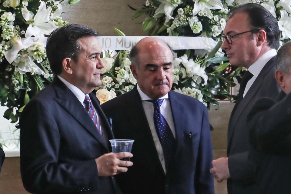 Ildefonso Guajardo, secretario de Economía; Luis Téllez, exsecretario de Comunicaciones y Transportes; y Luis Videgaray, secretario de Hacienda / Foto: El Universal