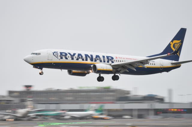 Ryanair to publish contingency plans on organised strikes