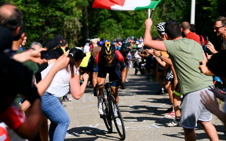 giro ditalia 2022 live stage 15 cycling updates results race latest results - GETTY IMAGES