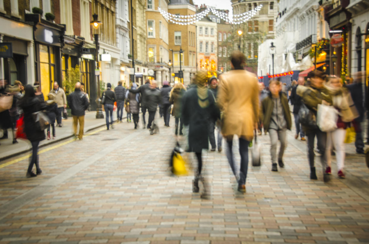 This short holiday season will spark major sales, according to retail experts. So don't wait to score this year's best gifts! (Photo: Getty Creative)