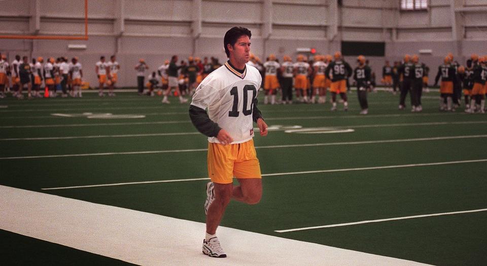 Kicker Brett Conway works out during a mini-camp for the Green Bay Packers in 1998.