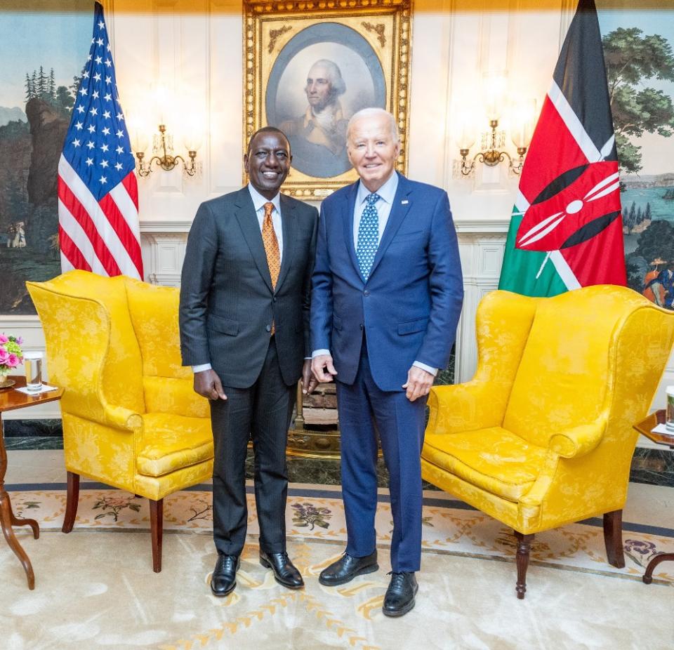 肯亞總統魯托(William Ruto)於美國進行為期3天的國是訪問。右為美國總統拜登(Joe Biden)。(圖：William Ruto臉書)