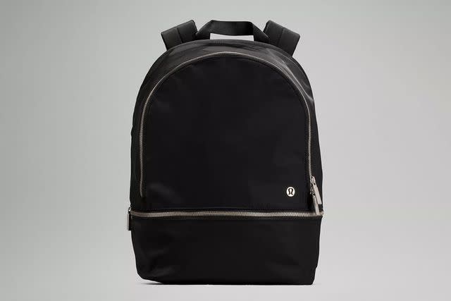 <p>lululemon</p>