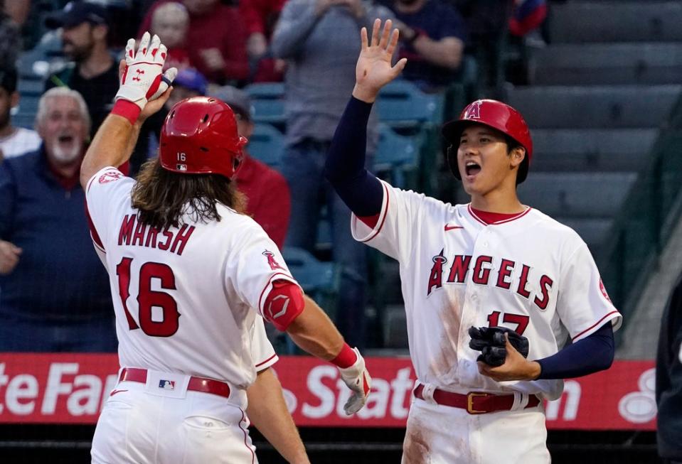 MARLINS-ANGELINOS (AP)