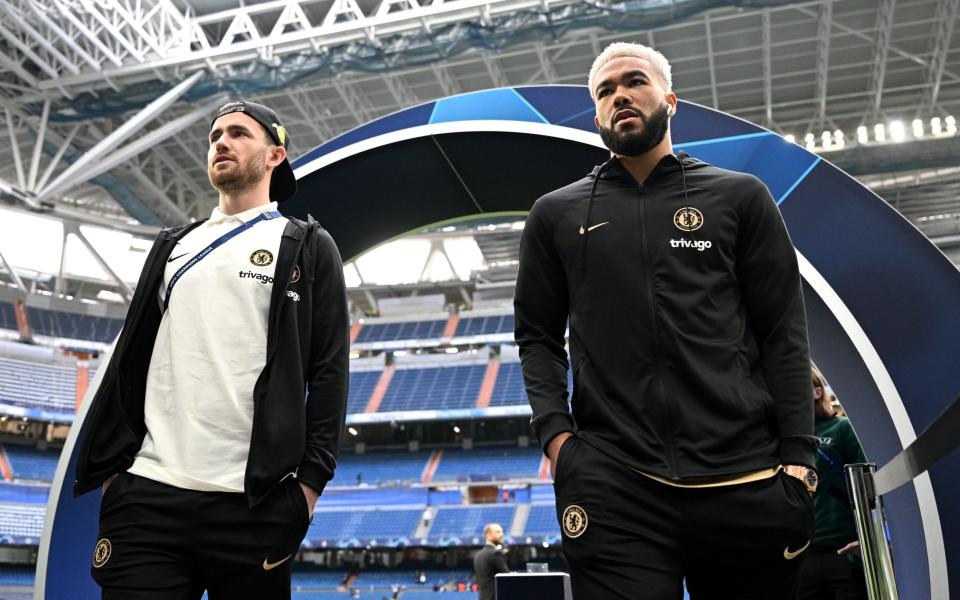 Ben Chilwell and Reece James of Chelsea inspect the pitch prior to the UEFA Champions League quarterfinal first leg match between Real Madrid and Chelsea FC at Estadio Santiago Bernabeu - Getty Images/Darren Walsh