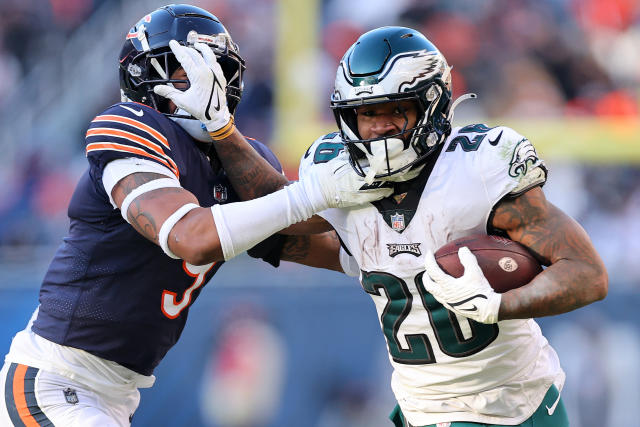 Yahoo Fantasy Sports on X: So many great choices at RBs this week - who  should you start? Week 1 RB Rankings:    / X