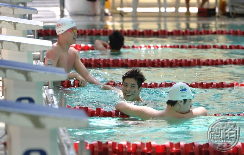 swimming_d1_interschool20161028_12