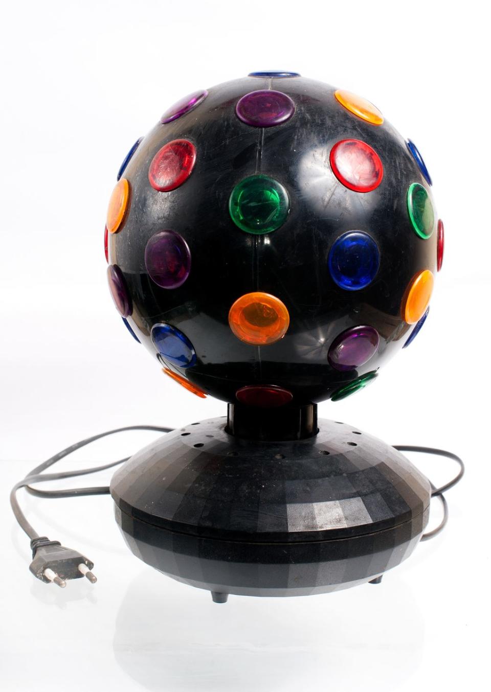Rotating ball disco lamp
