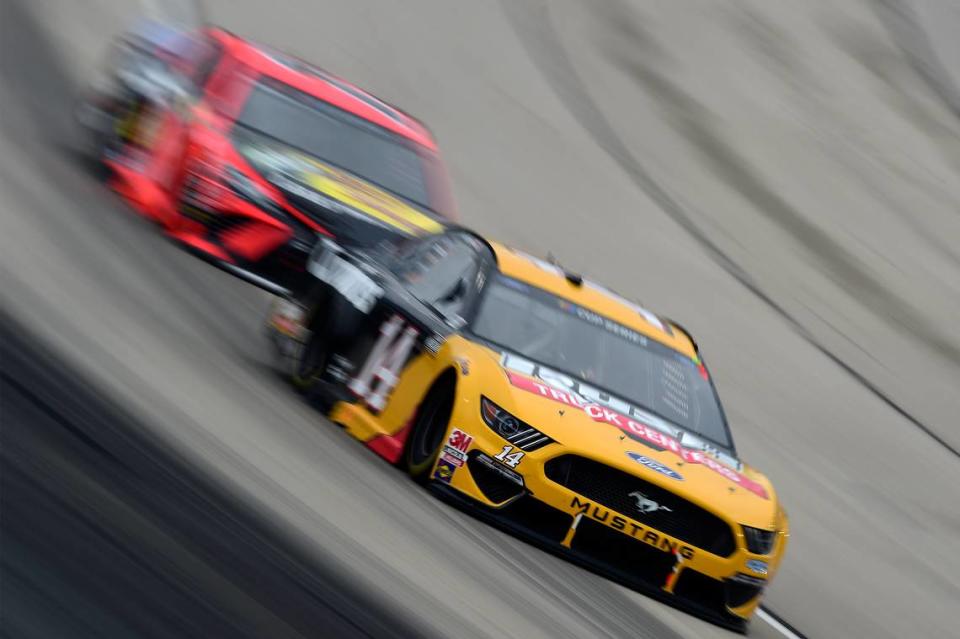 FORT WORTH, TEXAS - OCTOBER 28: Clint Bowyer, driver of the #14 Rush Truck Centers/Cummins Ford, drives during the NASCAR Cup Series Autotrader EchoPark Automotive 500 at Texas Motor Speedway on October 28, 2020 in Fort Worth, Texas. (Photo by Jared C. Tilton/Getty Images)