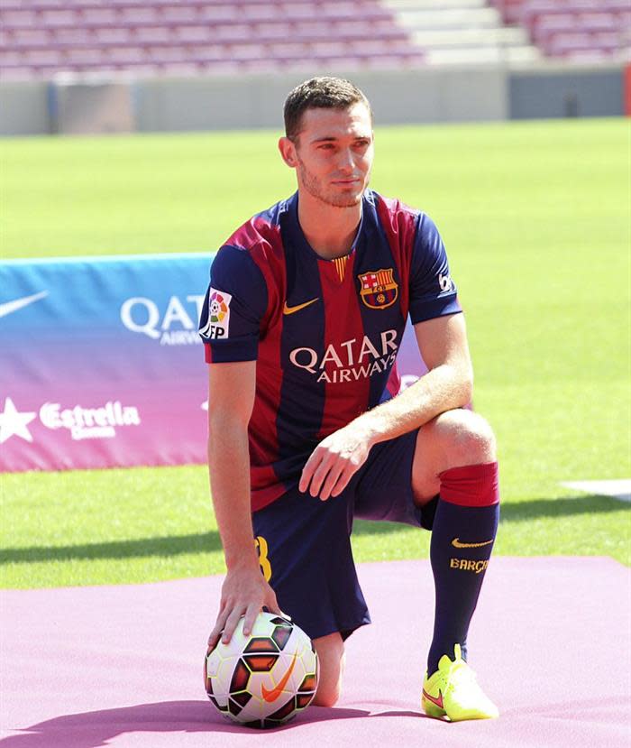 El central belga Thomas Vermaelen, procedente del Arsenal, durante su presentación hoy como nuevo jugador del FC Barcelona. EFE/Toni Garriga