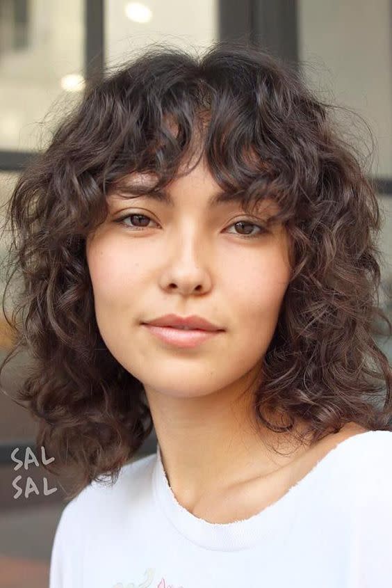 The Best Medium-Length Naturally Curly Hairstyles