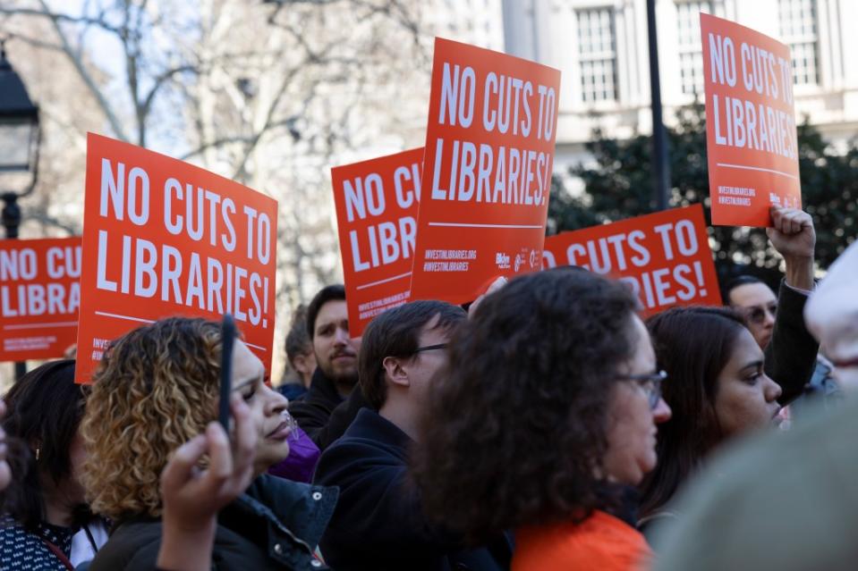 The budget cuts were an unpopular choice among New Yorkers, many of whom rely on public libraries. ZUMAPRESS.com