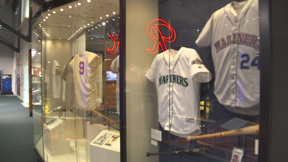 Mariners memorabilia a hot item ahead of 2023 season 