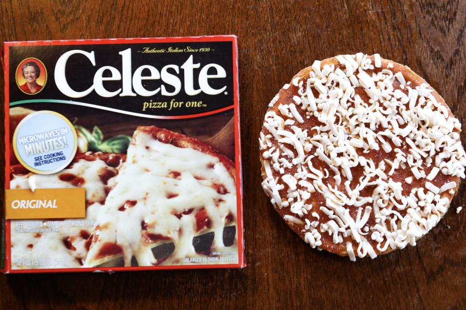 celeste pizza with box