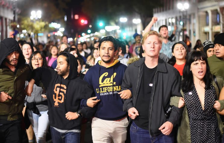 Protesters against president-elect Donald Trump march peacefully through Oakland, Calif., on Nov. 9, 2016. (Photo: Noah Berger/Reuters)