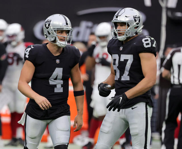 LOOK: Foster Moreau logged first practice with Saints since cancer  diagnosis this week