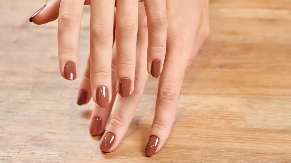 Warm brown nails