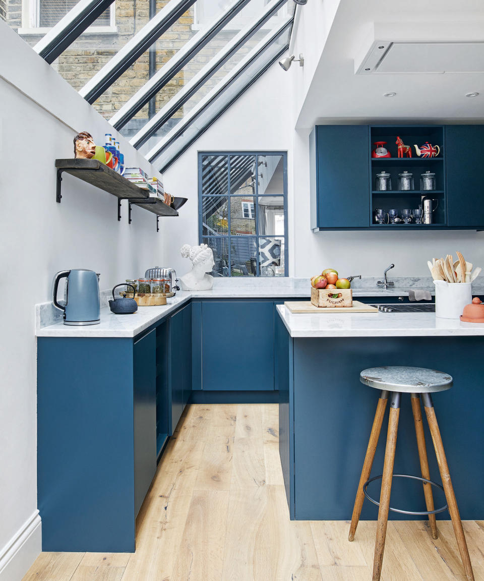 13. Extend your kitchen into the side return