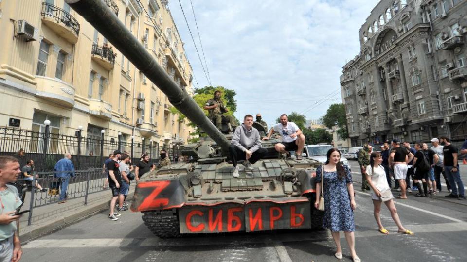 Tanque de guerra de los Wagner en el sur de rusia