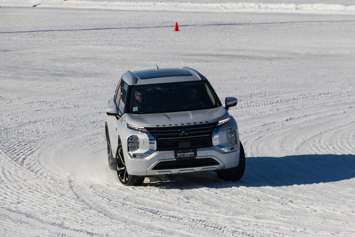 Mitsubishi Outlander PHEV Ice Experience