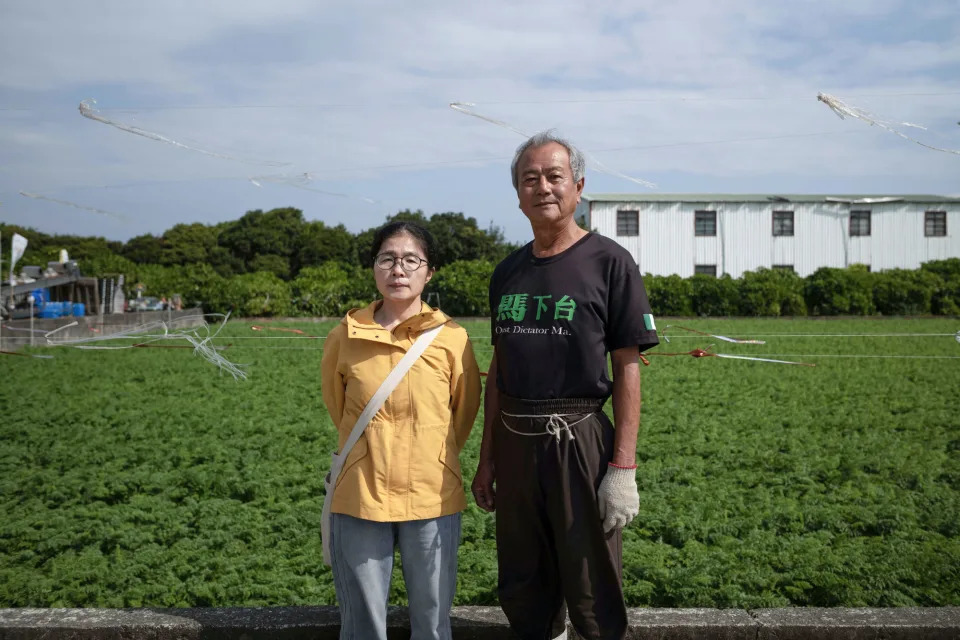 323占領行政院當天剪掉拒馬的李冠伶（左）和許順治（右），遭判刑4個月。雖然最後選擇易科罰金，但時至今天，兩人對於入獄與否的意義仍有不同想法。（攝影／楊子磊）