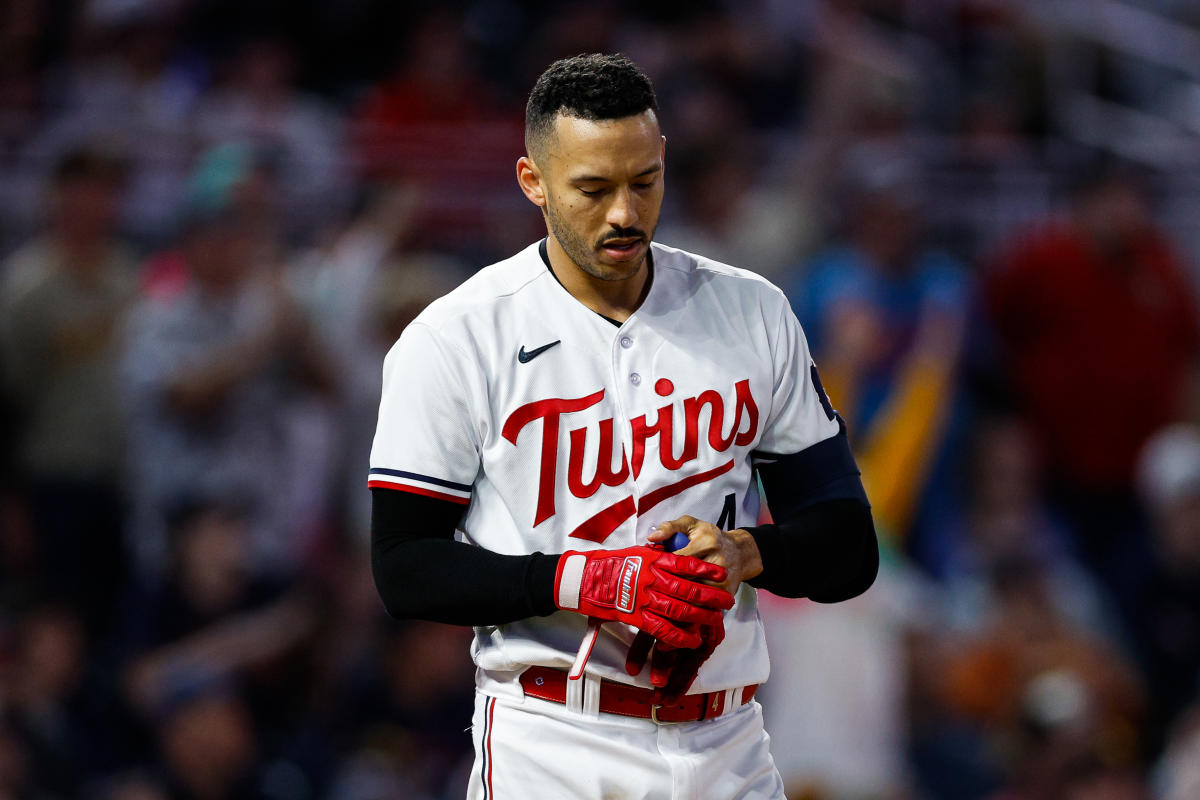 At the field, Carlos Correa hears boos. Away from it, Twins shortstop makes  realization - InForum