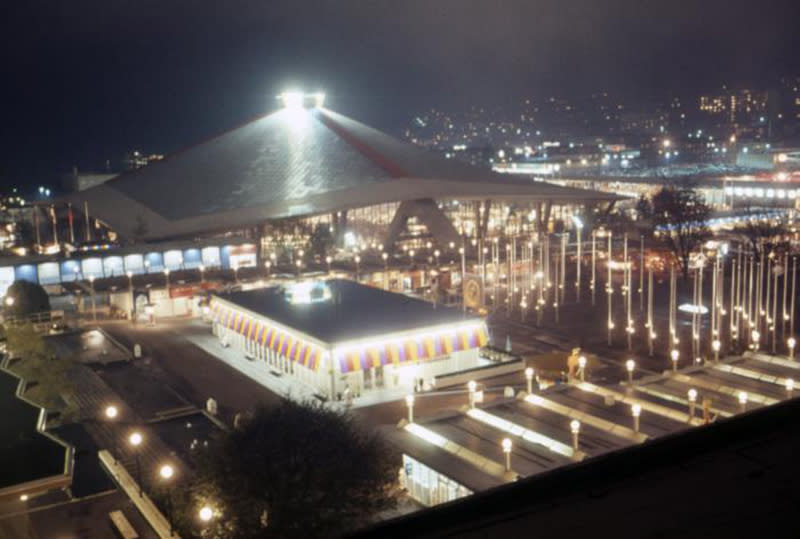 Image: World's Fair at night with Key Arena, circa 1963. (Courtesy of the Seattle Municipal Archives)