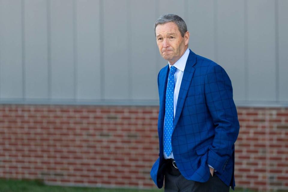Mitch Barnhart said Monday night there would be no shortage of applicants to become the Wildcats’ new women’s basketball coach. “What we have found is that this is a good destination for someone,” the Kentucky athletic director said. “There’s a lot of interest.”