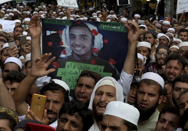The rally favoured Khalid Khan, who gunned down Tahir Naseem in a courtroom in Peshawar