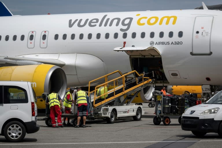 Environ un tiers des vols exploités par Vueling en France seront annulés mercredi et jeudi en raison d'une grève des personnels navigants (Fabrice COFFRINI)