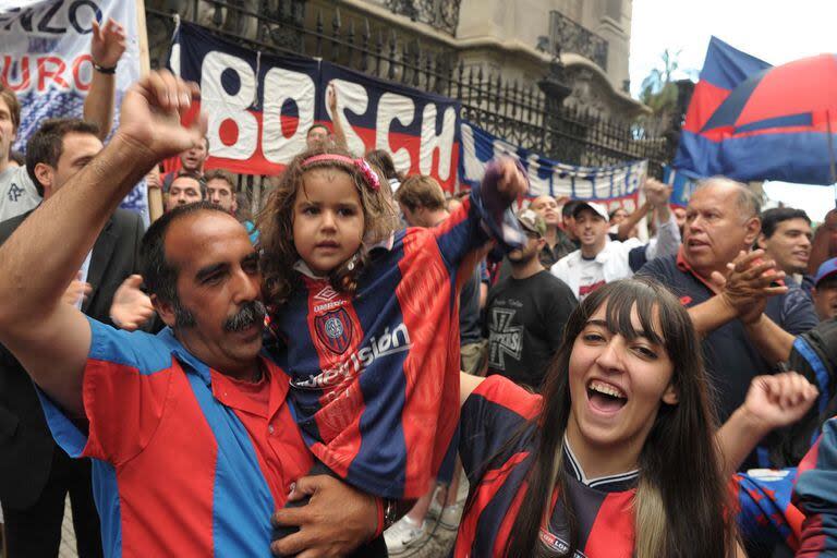 San Lorenzo celebra este domingo sus demoradas elecciones