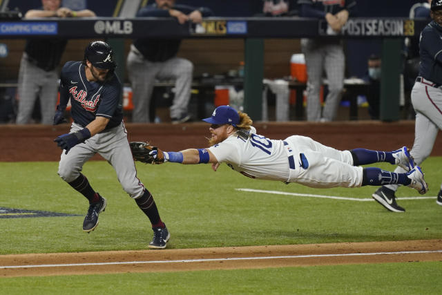 Dodgers News: Justin Turner Felt 'Under Control' On Throwing Error