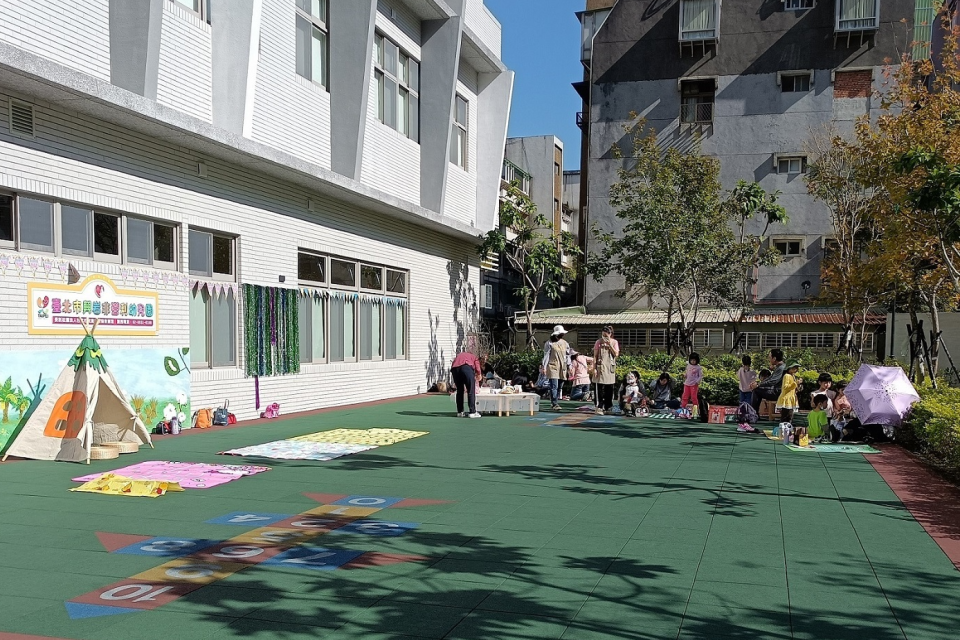興岩非營利幼兒園 戶外活動空間