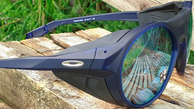 Oakley Clifden Review, Oakley Mountaineering Sunglasses