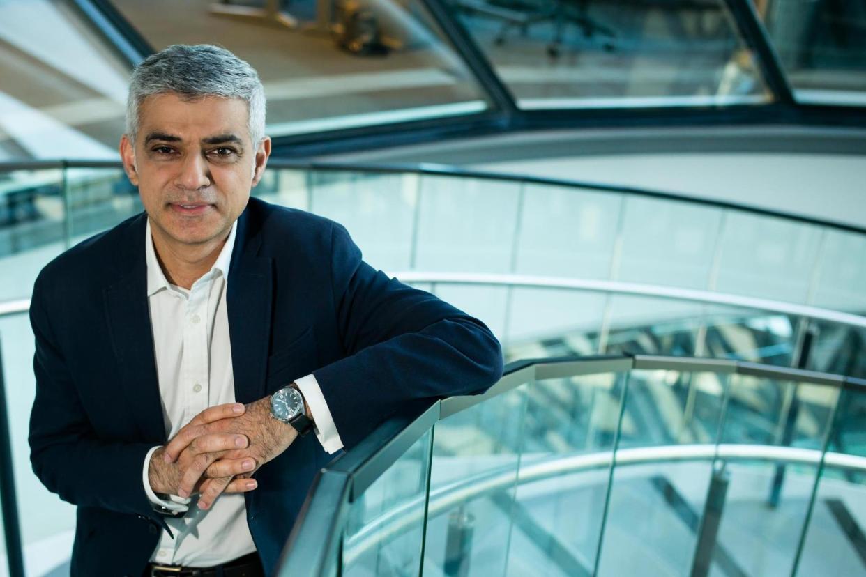 Sadiq Khan: Mayor of London to pay tribute to Westminster terror victims: Alex Lentati