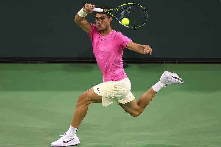 La derecha a la carrera de Carlos Alcaraz en Indian Wells