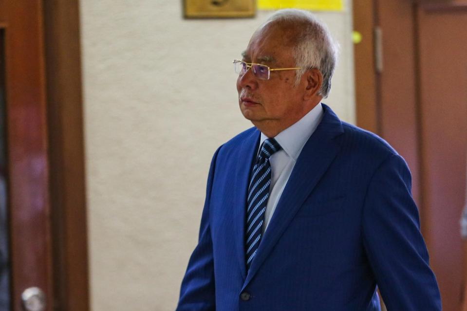 Former prime minister Datuk Seri Najib Razak at the Kuala Lumpur Court Complex February 4, 2020. — Picture by Hari Anggara