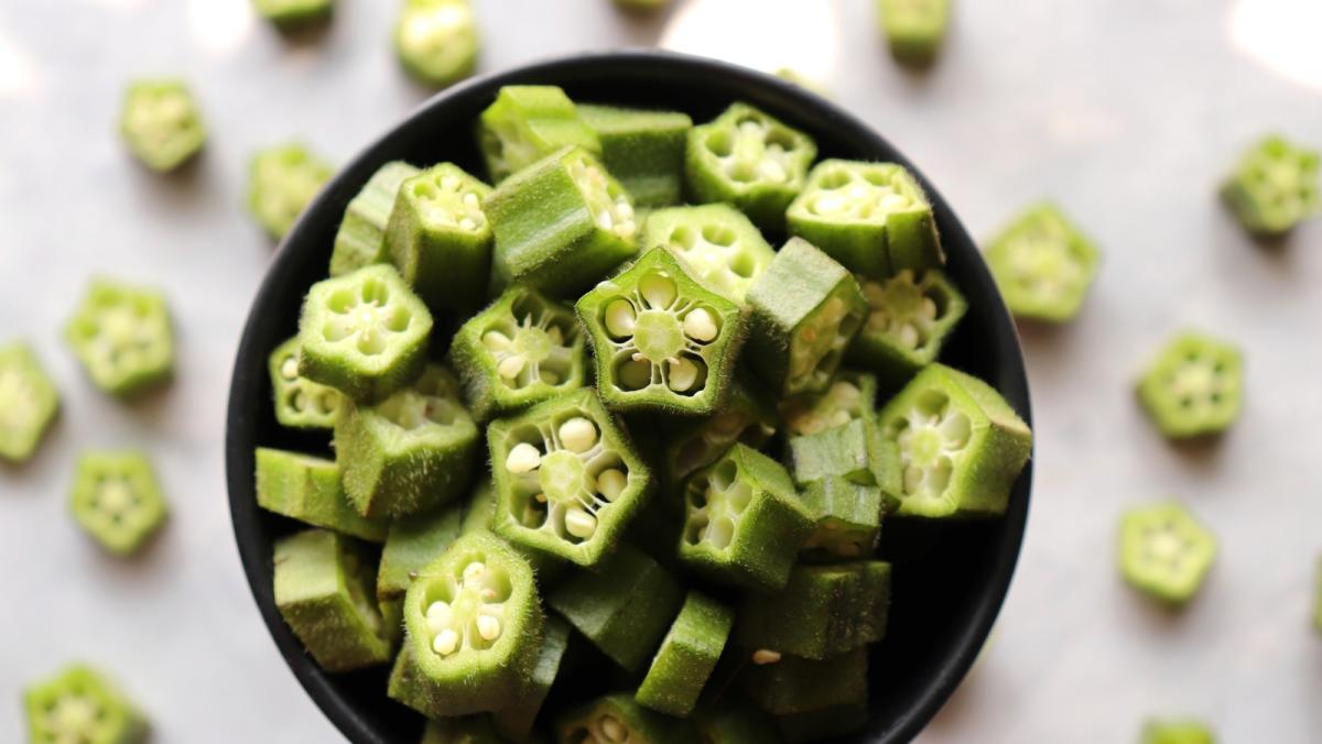 The Temperature Tip That Will Prevent Slimy Okra