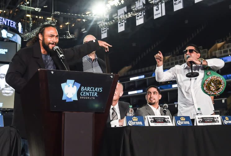 Keith Thurman (L) laughed off Angel Garcia's petty insults during a news conference Thursday. (Getty)