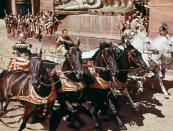 <p>Eine Armbanduhr trug auch ein Darsteller während der finalen Kampfszene im Film "Ben Hur" aus dem Jahr 1959. Die Handlung spielt im Rom des ersten Jahrhunderts nach Christus. So modern und fortschrittlich die Römer damals auch waren: Armbanduhren gab es noch nicht. (Bild: Sunset Boulevard/Corbis via Getty Images)</p> 