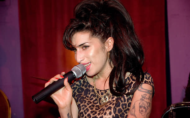 Amy Winehouse Performing in London on October 7, 2010