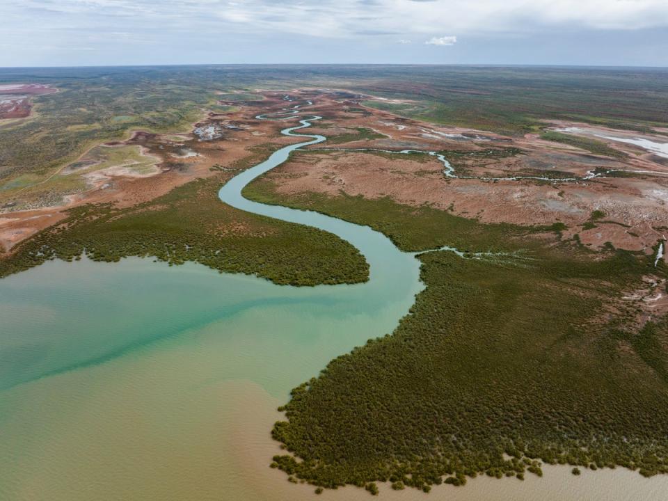 The coastal region edges onto the outback (Visit WA)