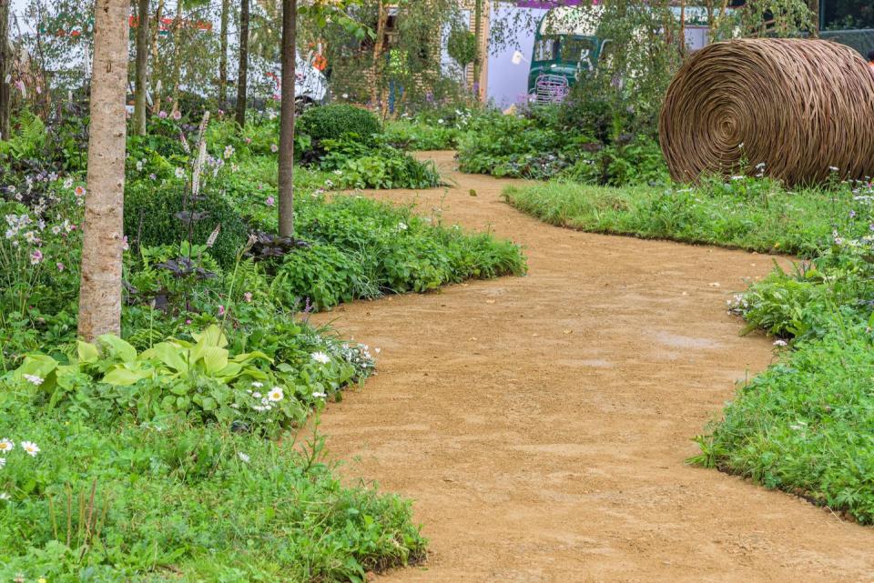 RHS Queen's Green Canopy Garden